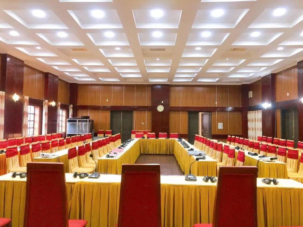 Hon Ngu Hotel Cua Lo Beach