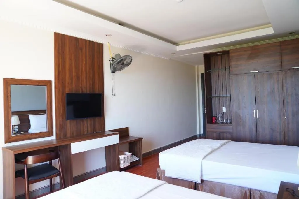 Bed in Hon Ngu Hotel Cua Lo Beach