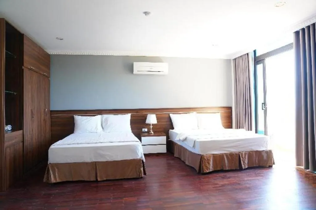 Bed in Hon Ngu Hotel Cua Lo Beach