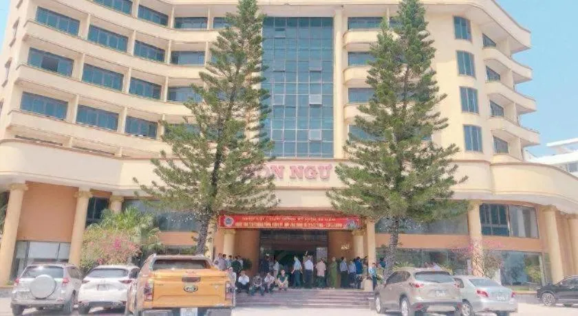 Hon Ngu Hotel Cua Lo Beach