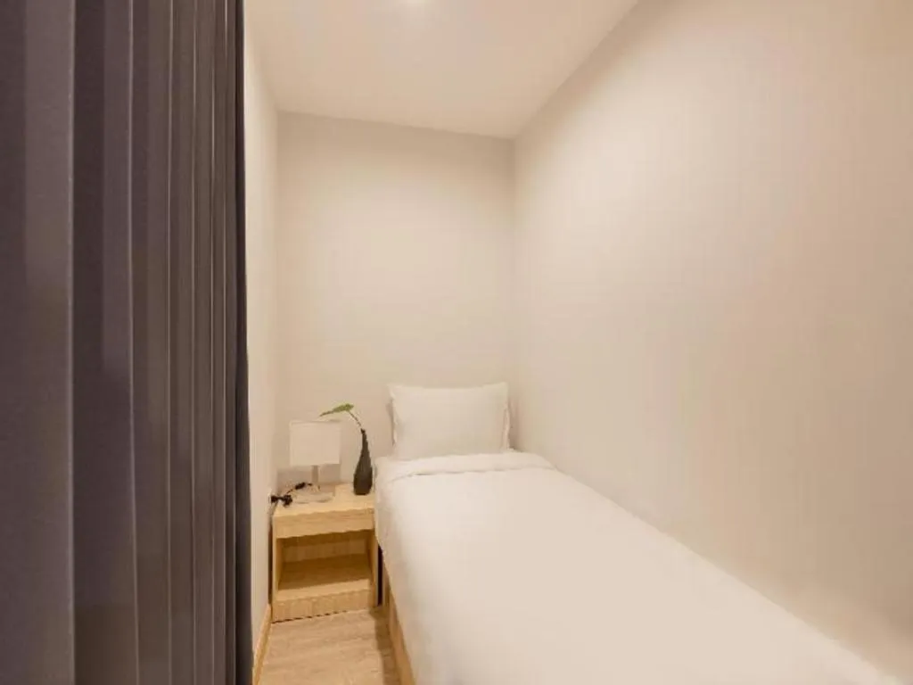 Bed in B2 Don Mueang Premier Hotel