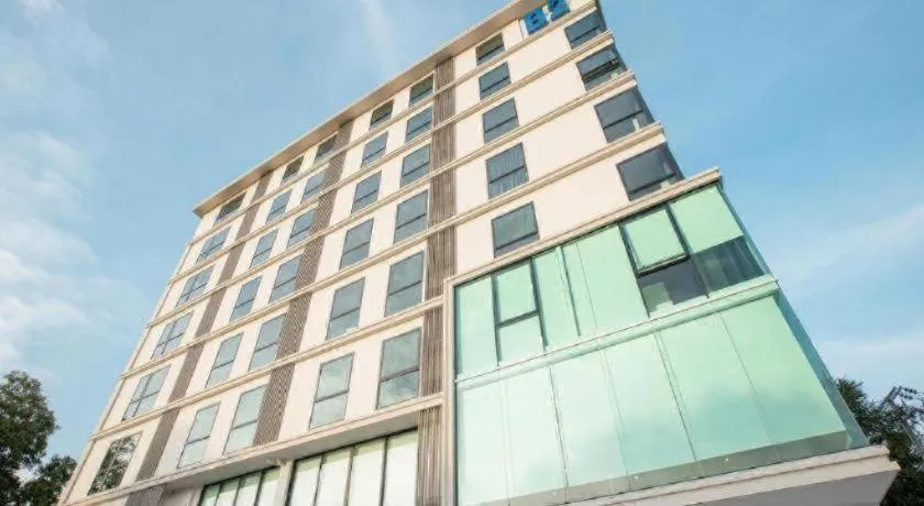 B2 Don Mueang Premier Hotel