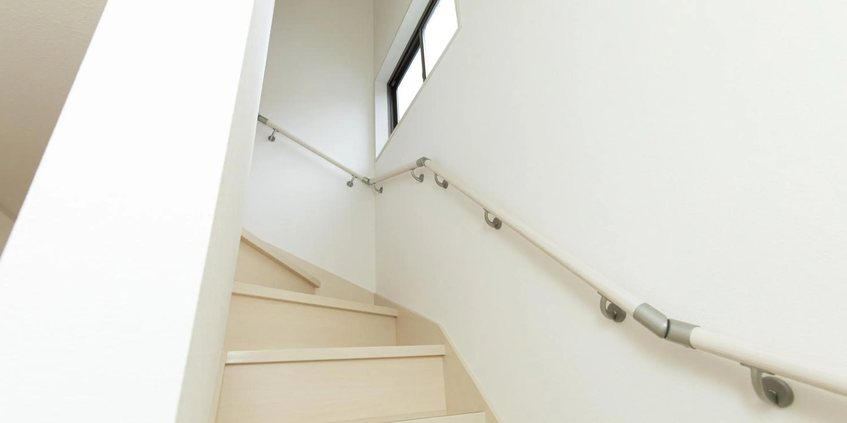 Area and facilities in Kinugawa Station Front