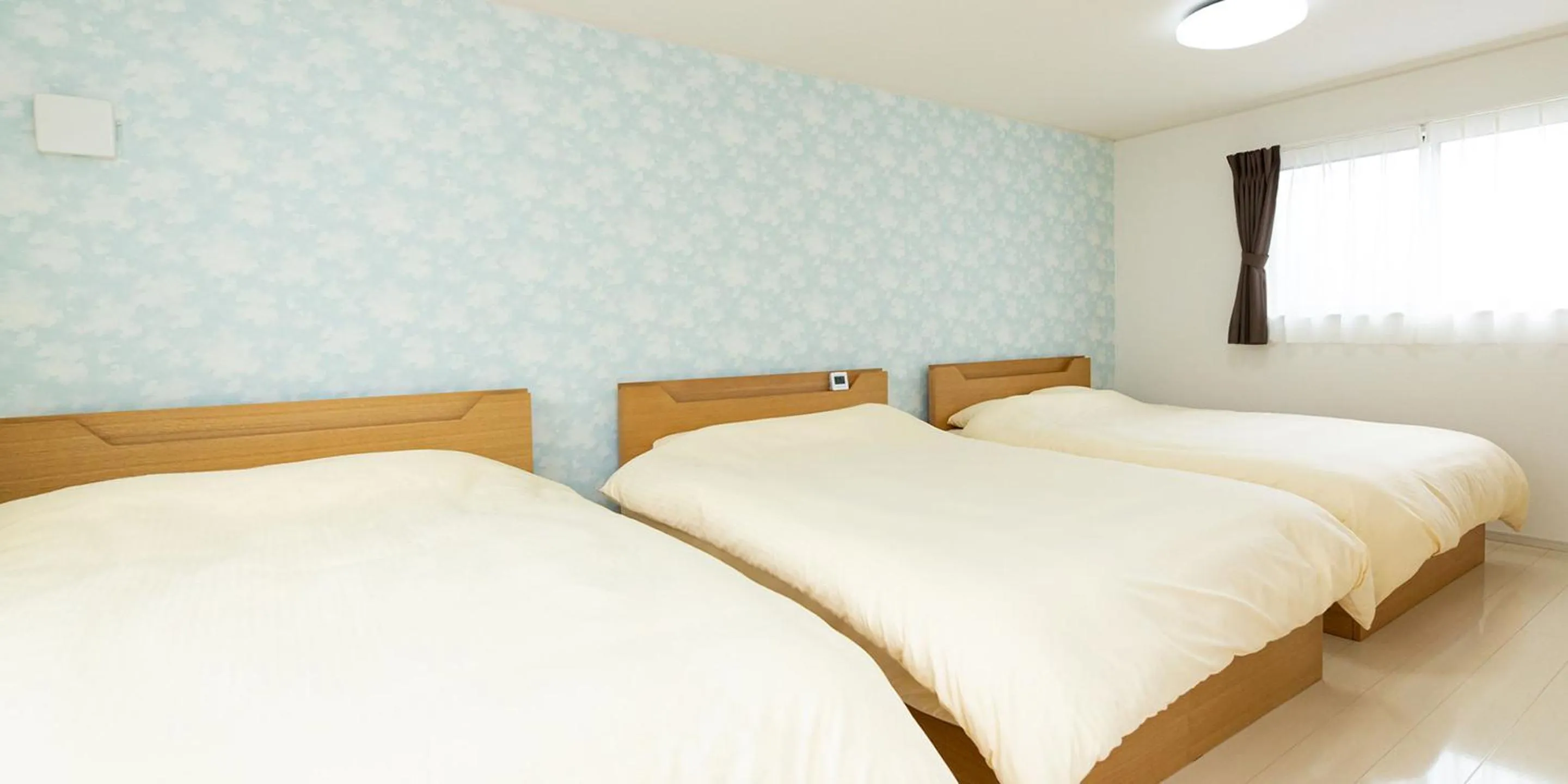 Bed in Kinugawa Station Front