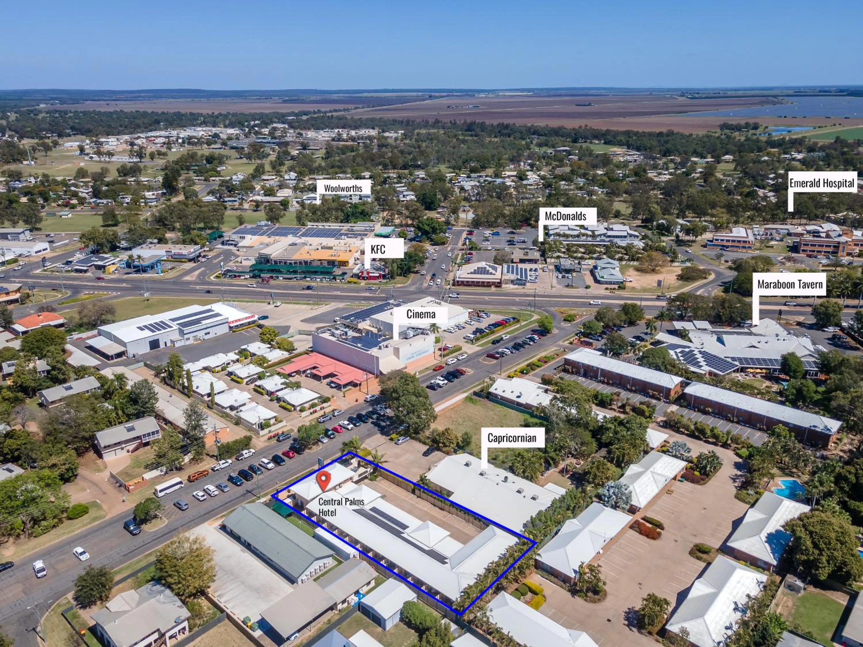 Location in Emerald Central Palms Motel