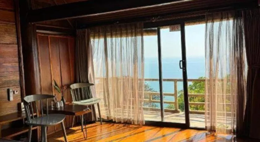 Mango House - Seaview - Homestay.