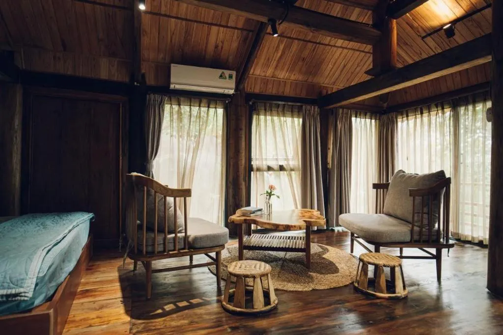 Mango House - Seaview - Homestay.