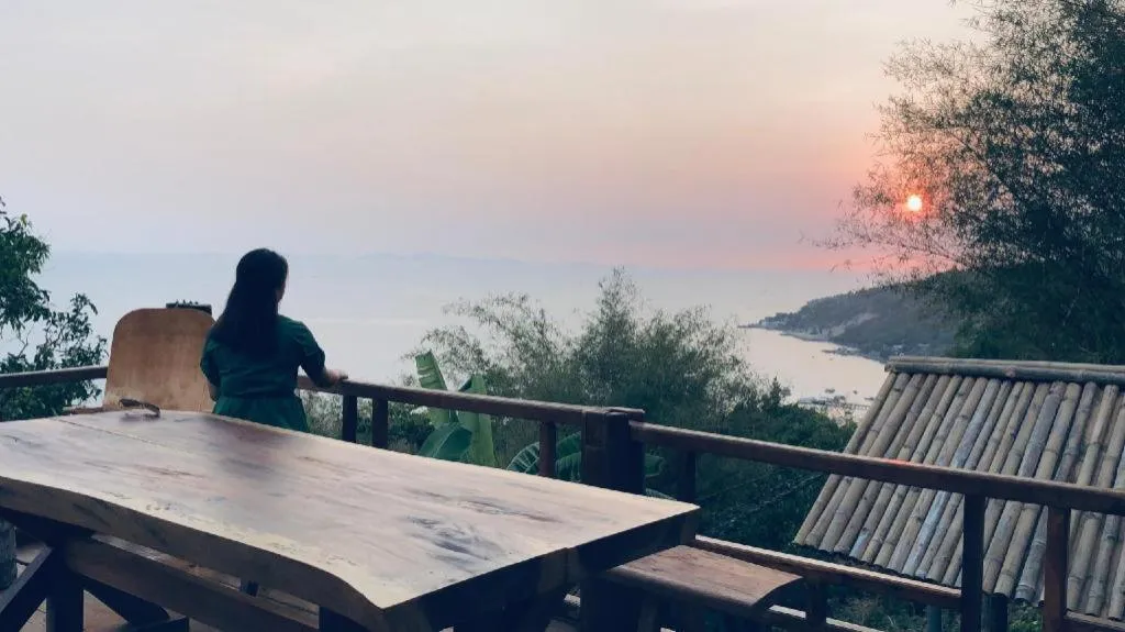 Mango House - Seaview - Homestay.