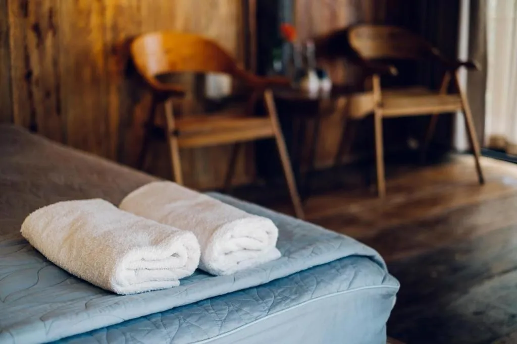 Mango House - Seaview - Homestay.