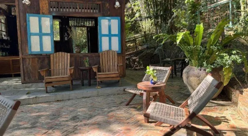 Mango House - Seaview - Homestay.