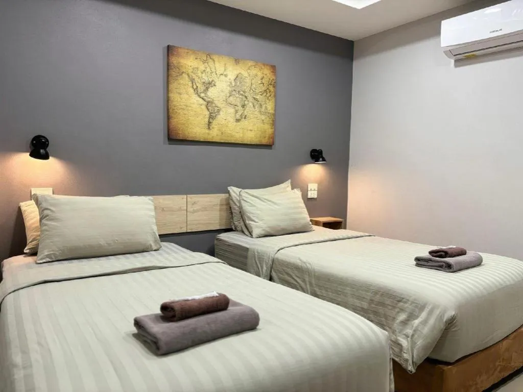 Bed in The Hub Hotel Surin