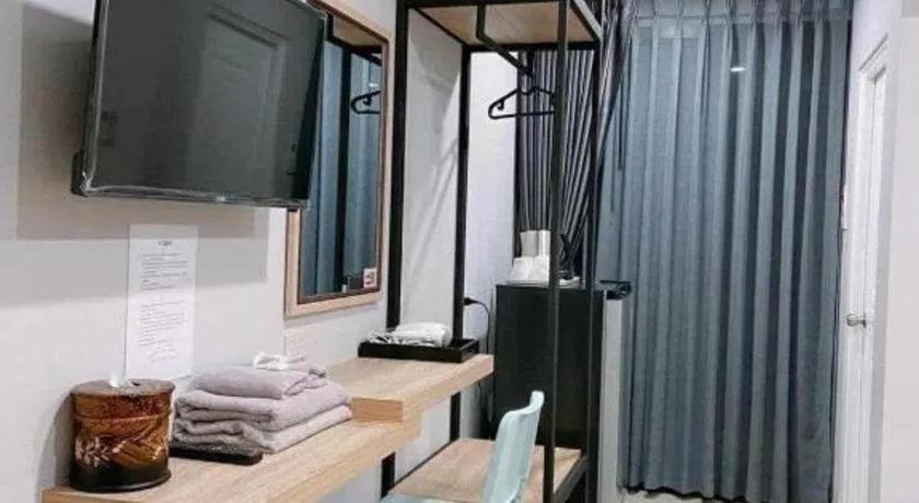 Bed in The Hub Hotel Surin