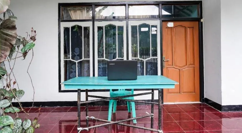 OYO Homes 91009 Eco Tourism Desa Cibodas Areng 4 Syariah