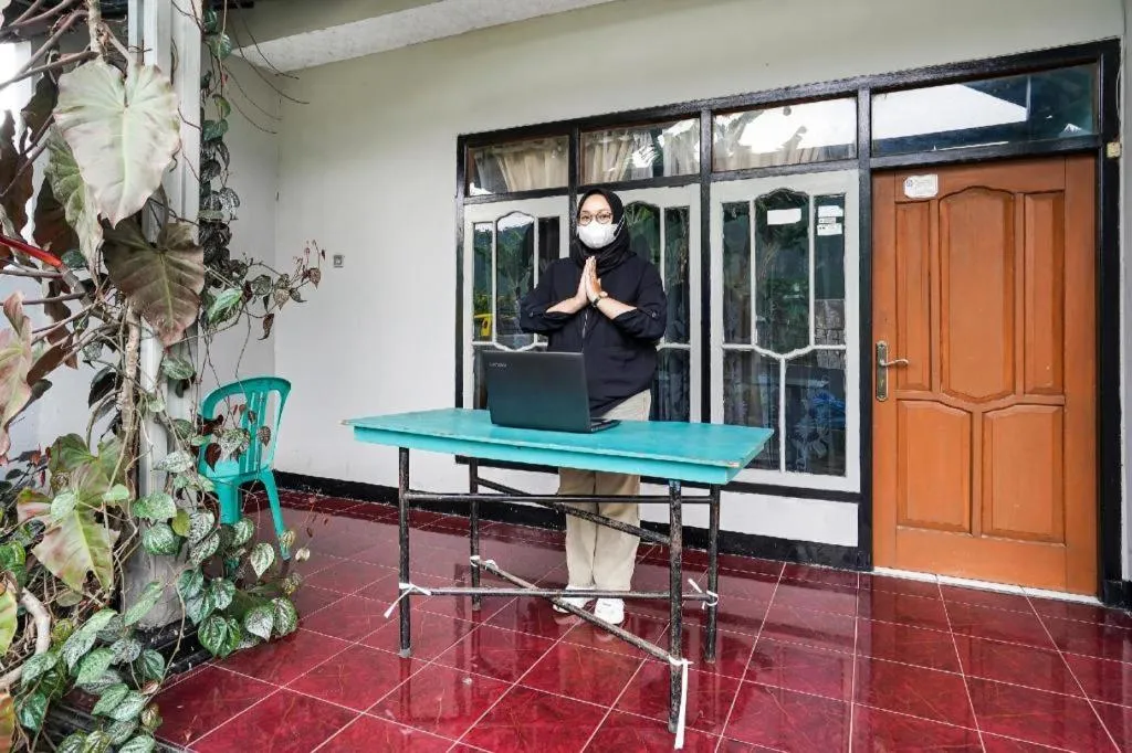 OYO Homes 91009 Eco Tourism Desa Cibodas Areng 4 Syariah