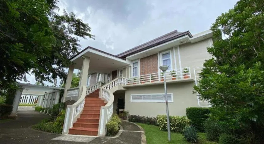 Primus Hotel and Resort