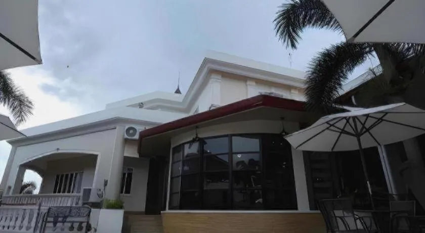 Primus Hotel and Resort