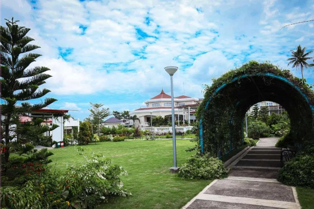 Primus Hotel and Resort