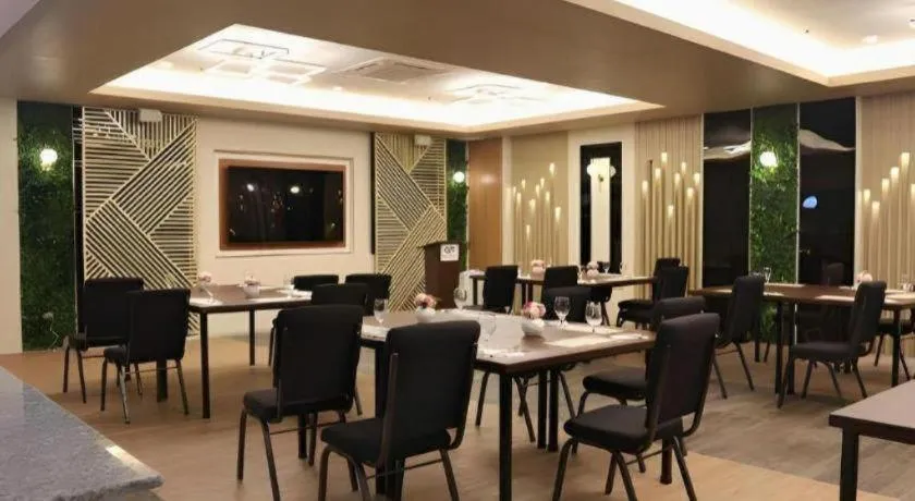 Primus Hotel and Resort