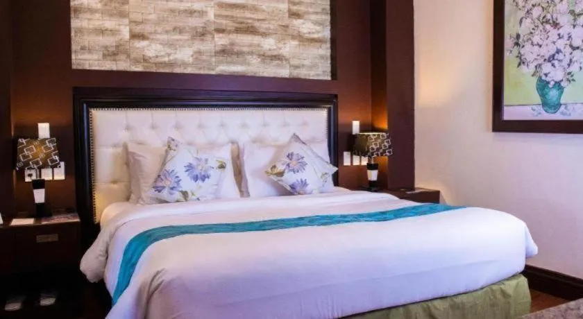 Bed in Primus Hotel and Resort