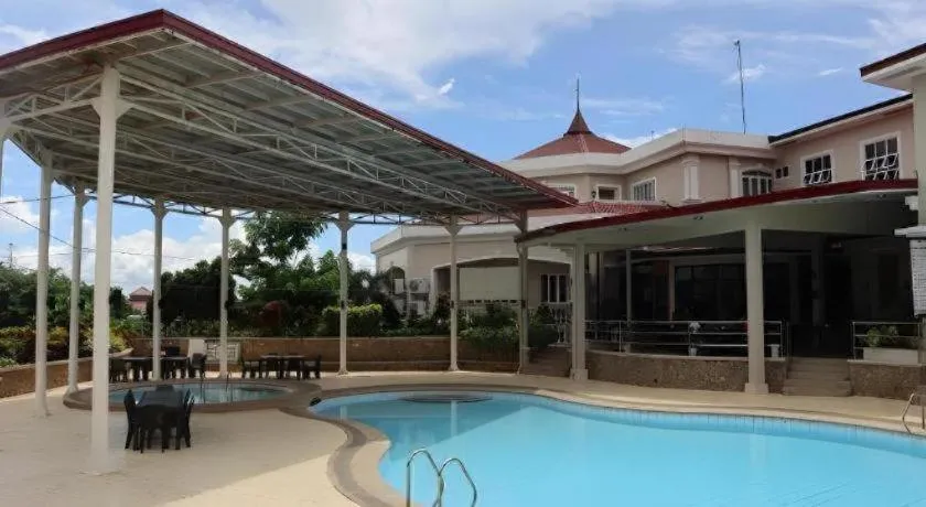 Primus Hotel and Resort