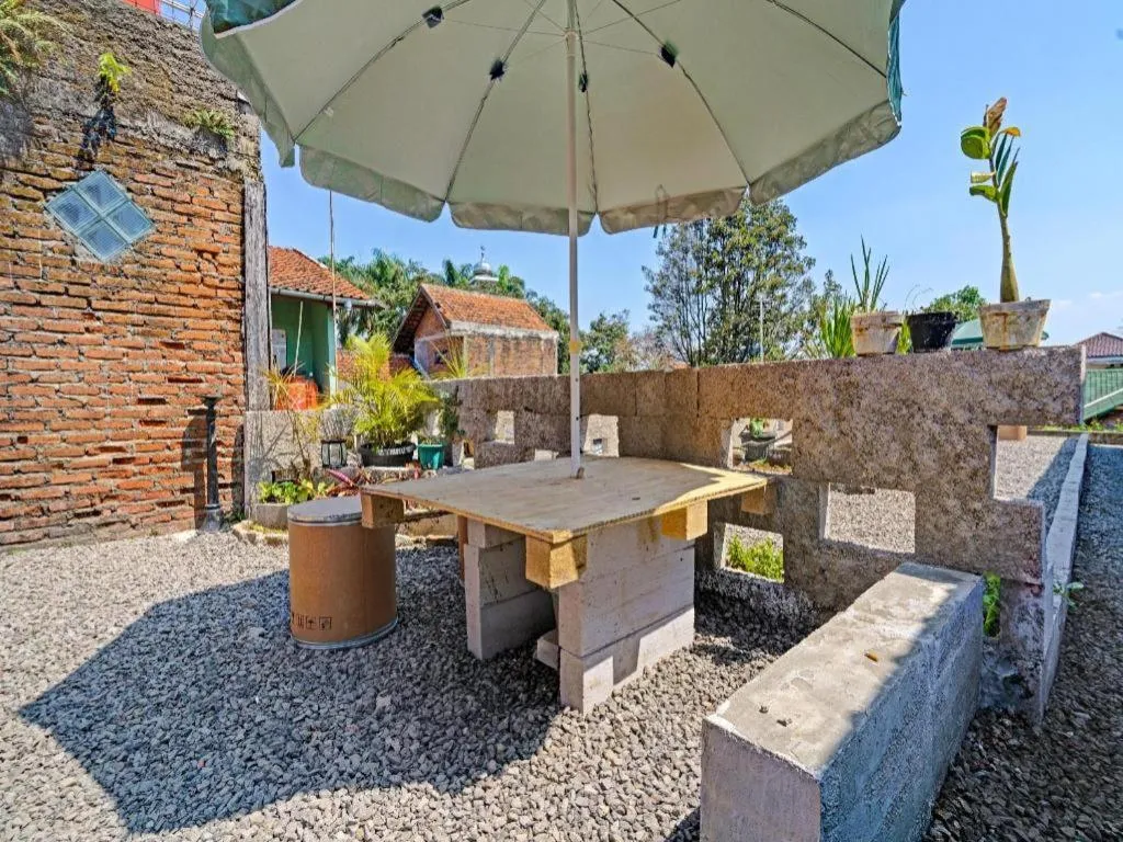 SPOT ON 91425 Mekargalih Homestay Syariah