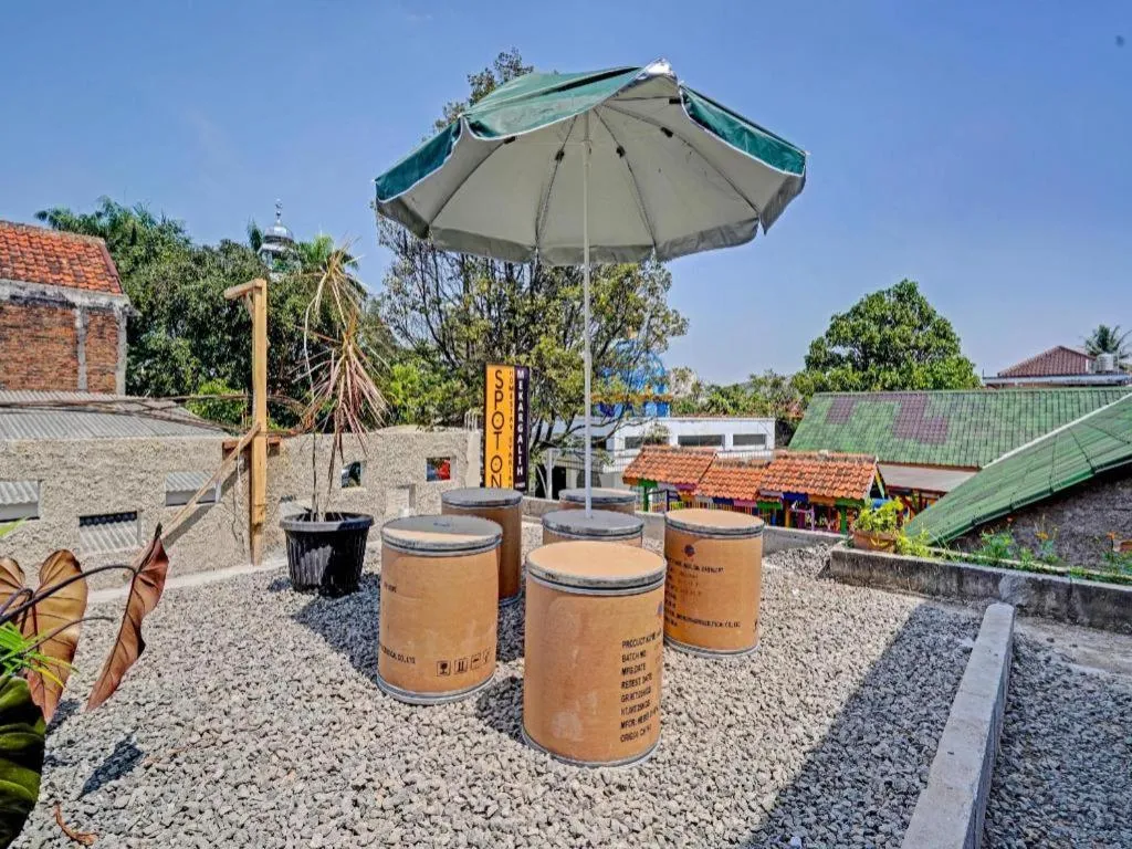 SPOT ON 91425 Mekargalih Homestay Syariah