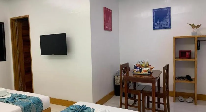 Bed in Alona Mariners Resort