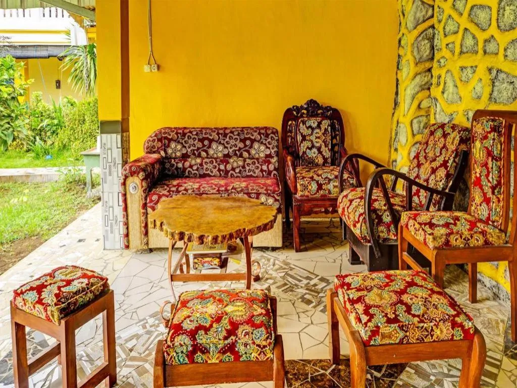 OYO 92215 Ampiran Bromo Syariah