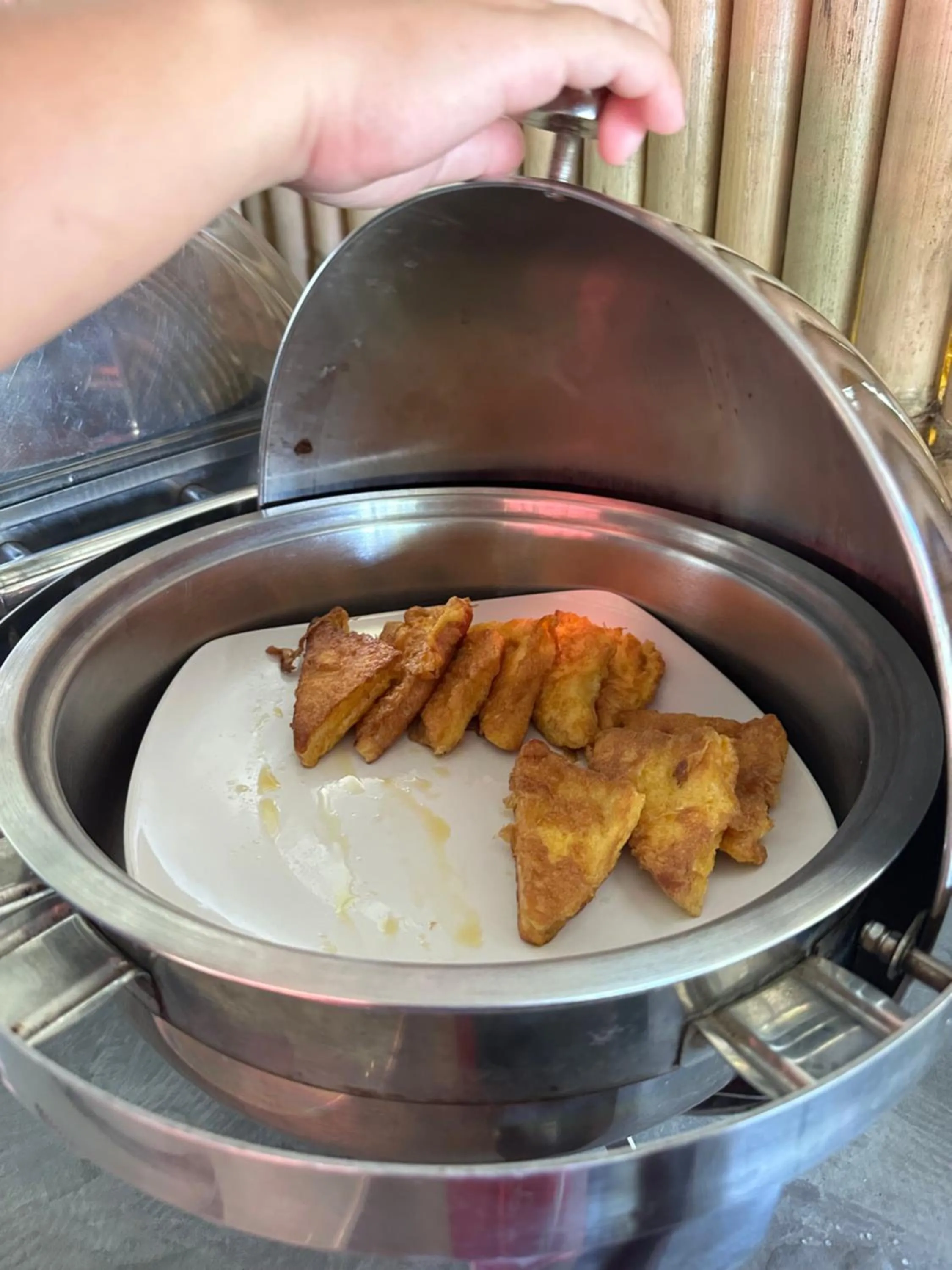 Buffet breakfast in Noble House Beach Resort