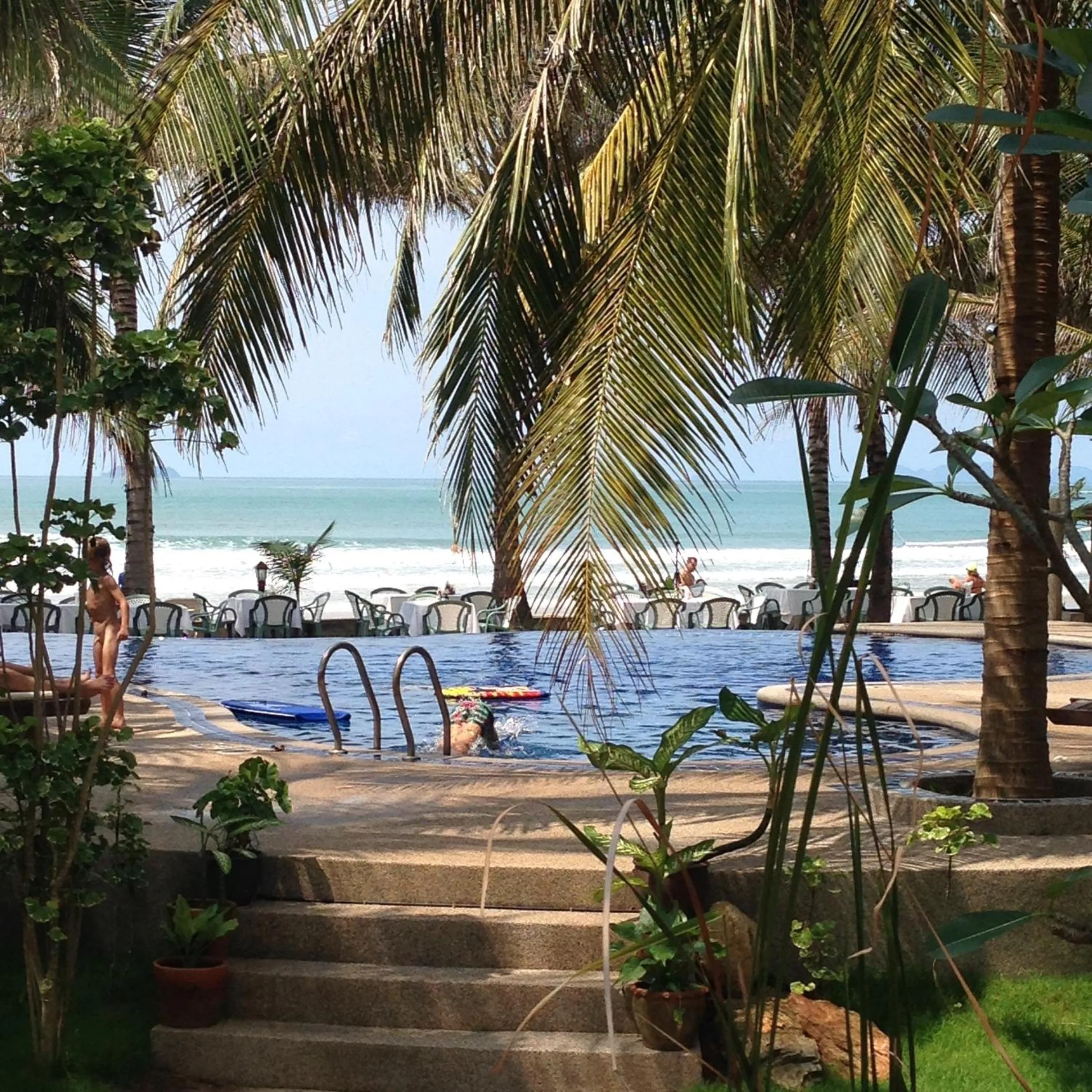 Swimming pool in Noble House Beach Resort