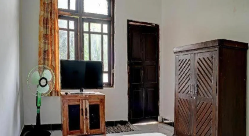 Hotel O Home Stay Syariah Aom Kusman