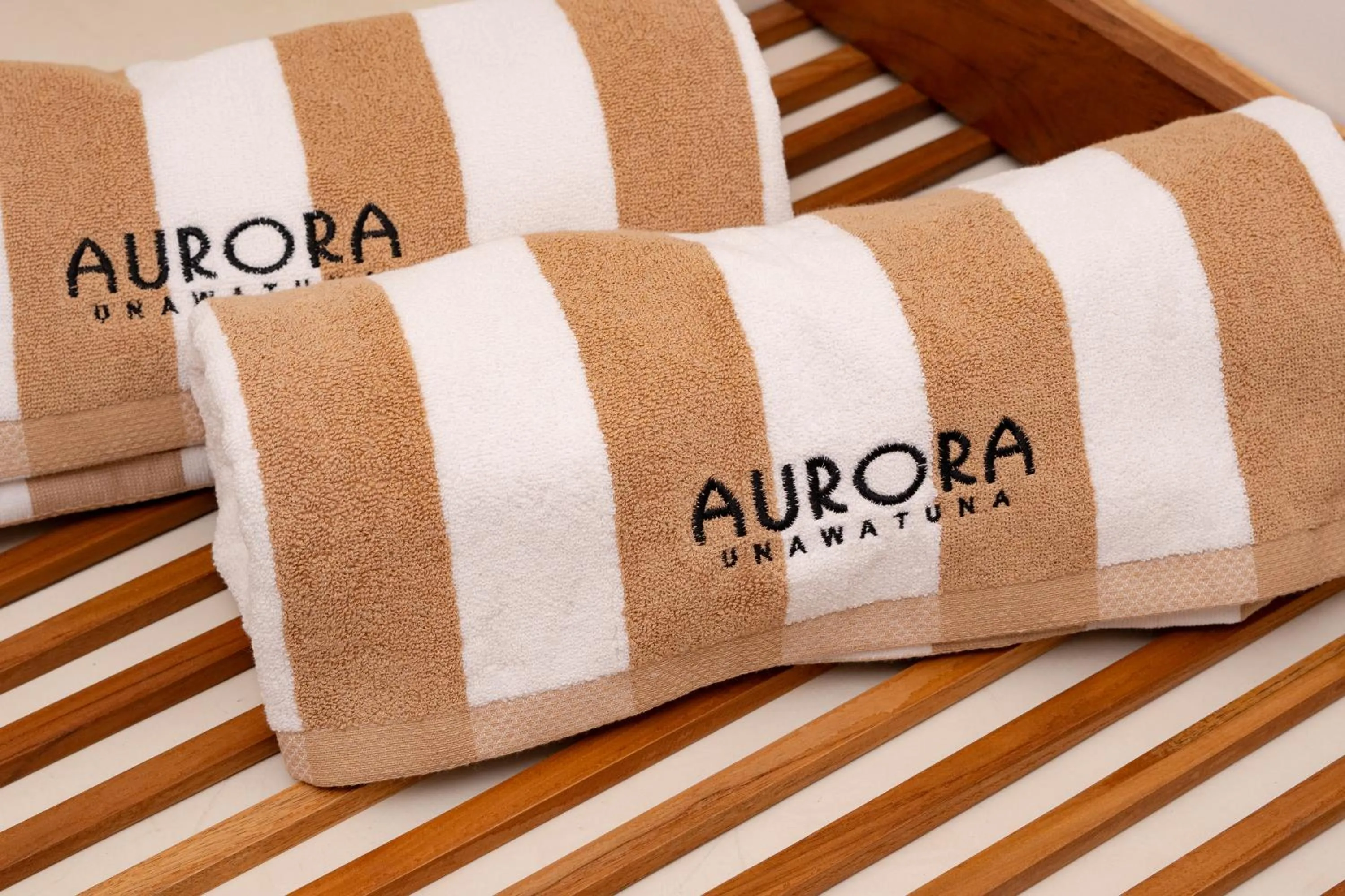 towels in Aurora