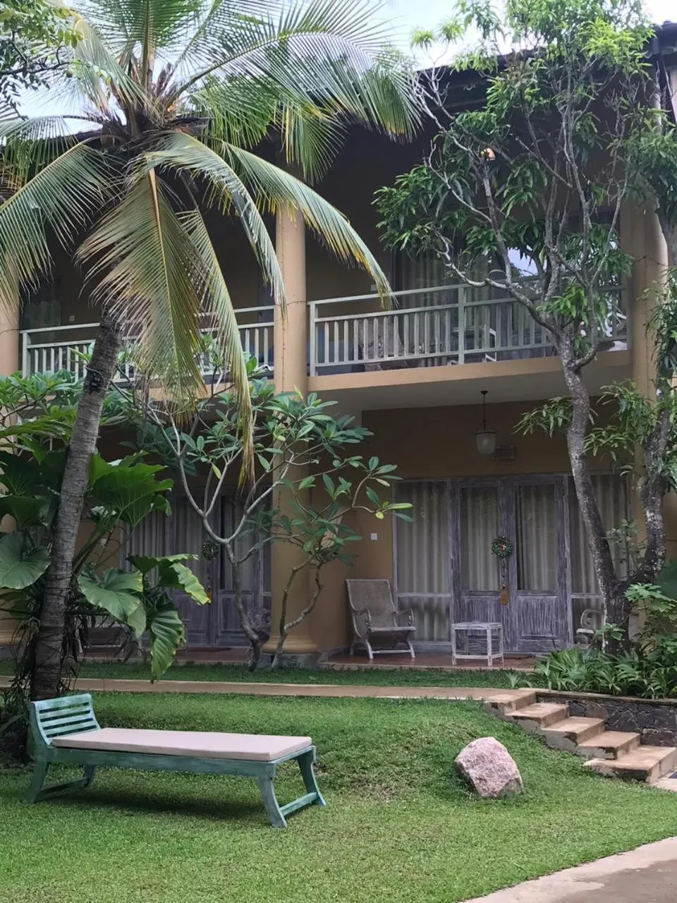 Garden, Property Building in Aurora