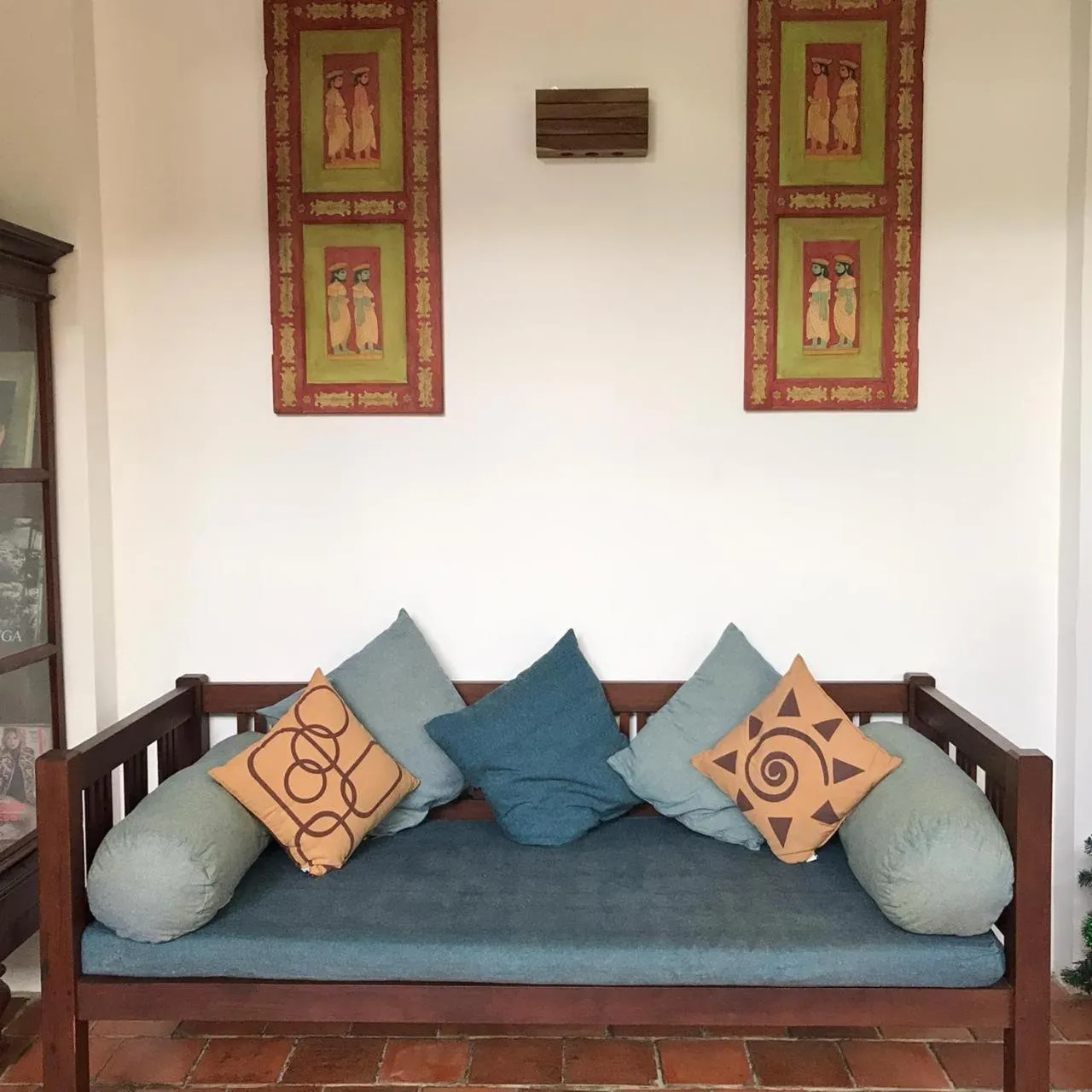 Seating Area in Aurora