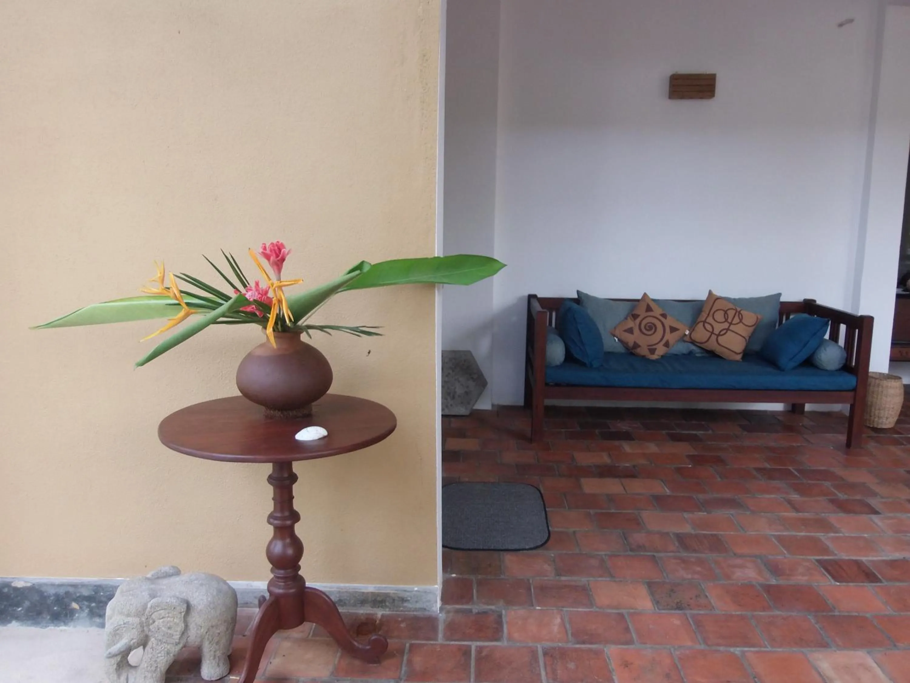 Area and facilities, Seating Area in Aurora