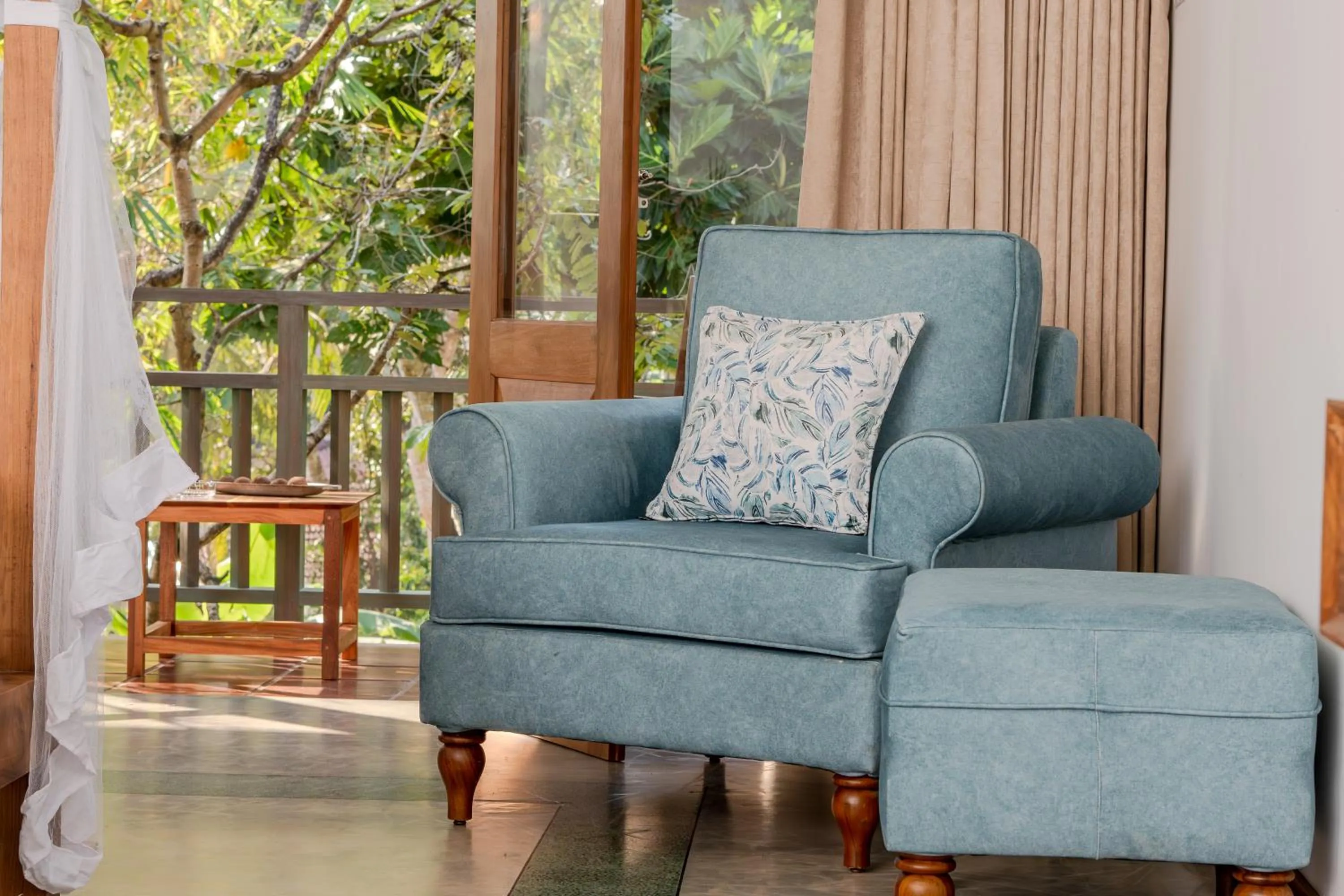 Living room in Aurora