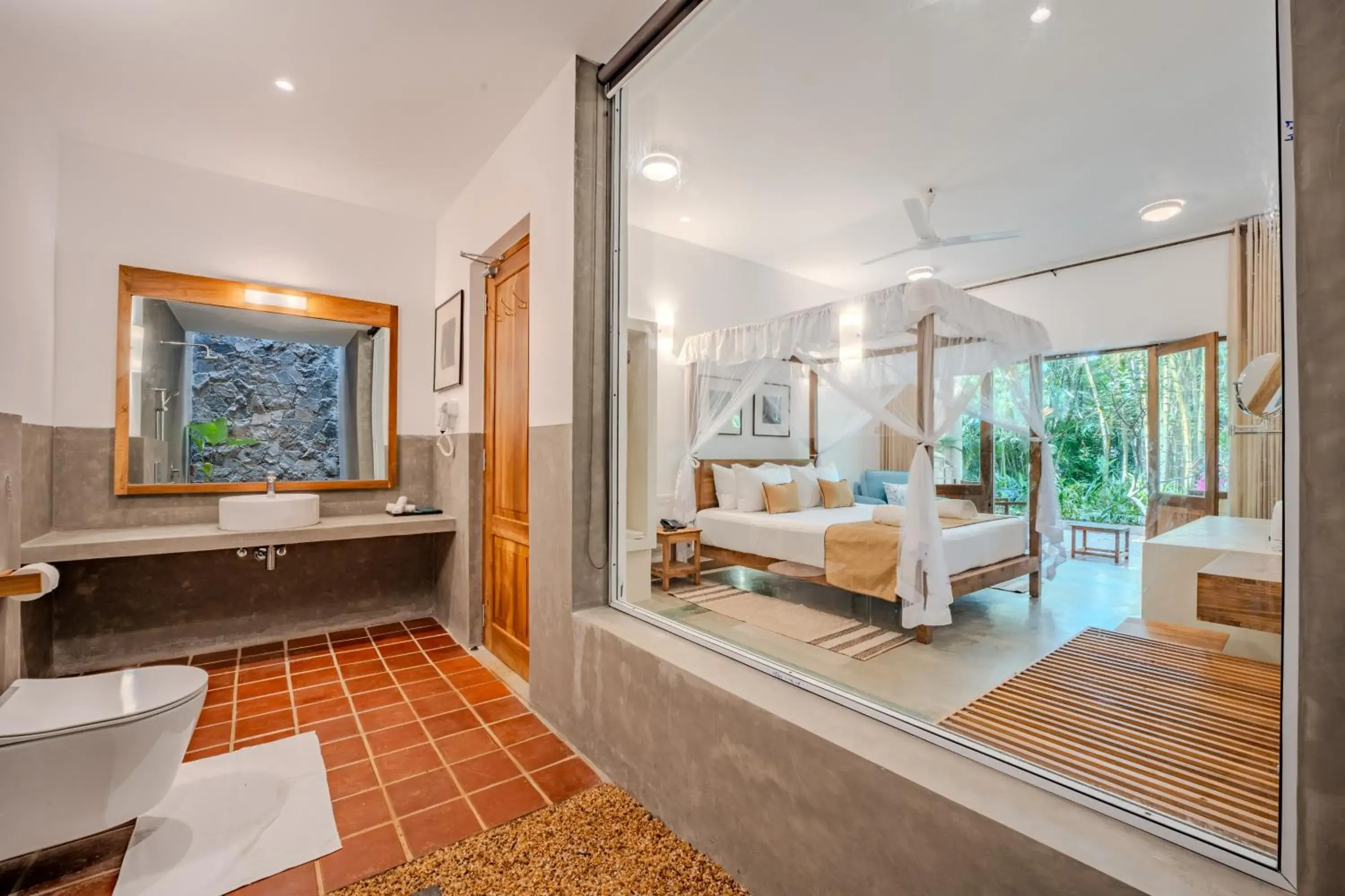 Ground Floor Premium Deluxe Double Room with Bathtub - single occupancy in Aurora Ground Floor Premium Deluxe Double Room with Bathtub - single occupancy in Aurora