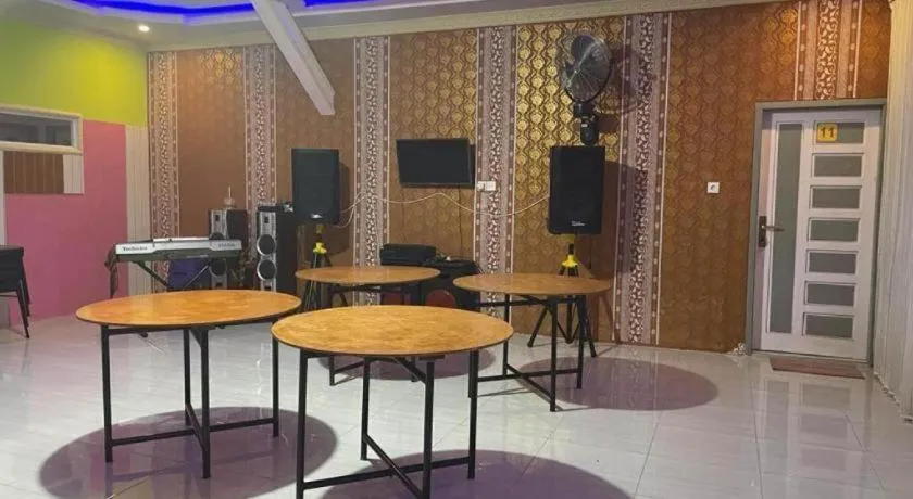 Hotel O Lima Saudara Syariah