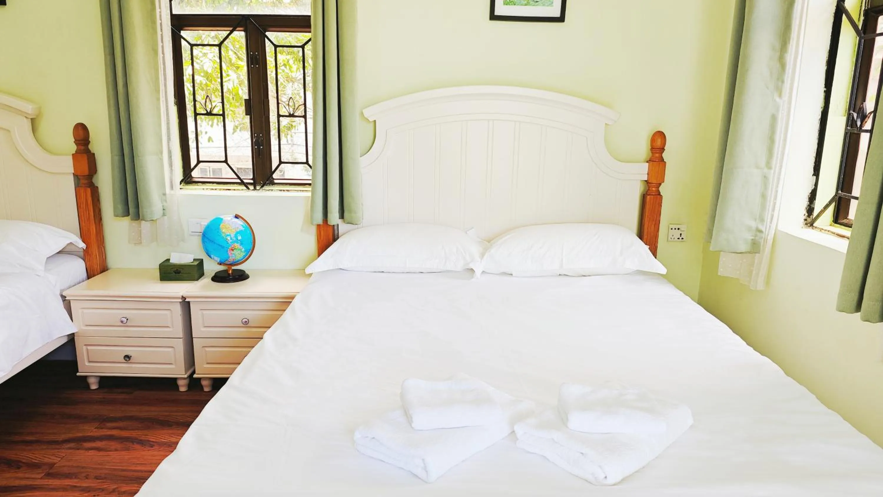 Bedroom, Bed in Cloud Tree Inn Boutique Guesthouse XiChong DaPeng ShenZhen 深圳大鹏西涌云树里民宿Yun Shu Li