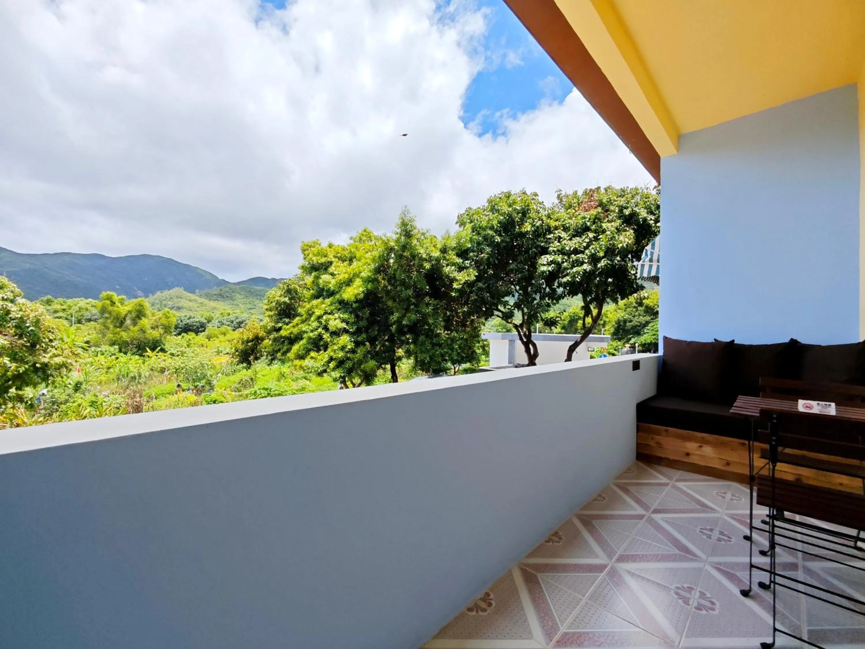 Balcony/Terrace in Cloud Tree Inn Boutique Guesthouse XiChong DaPeng ShenZhen 深圳大鹏西涌云树里民宿Yun Shu Li