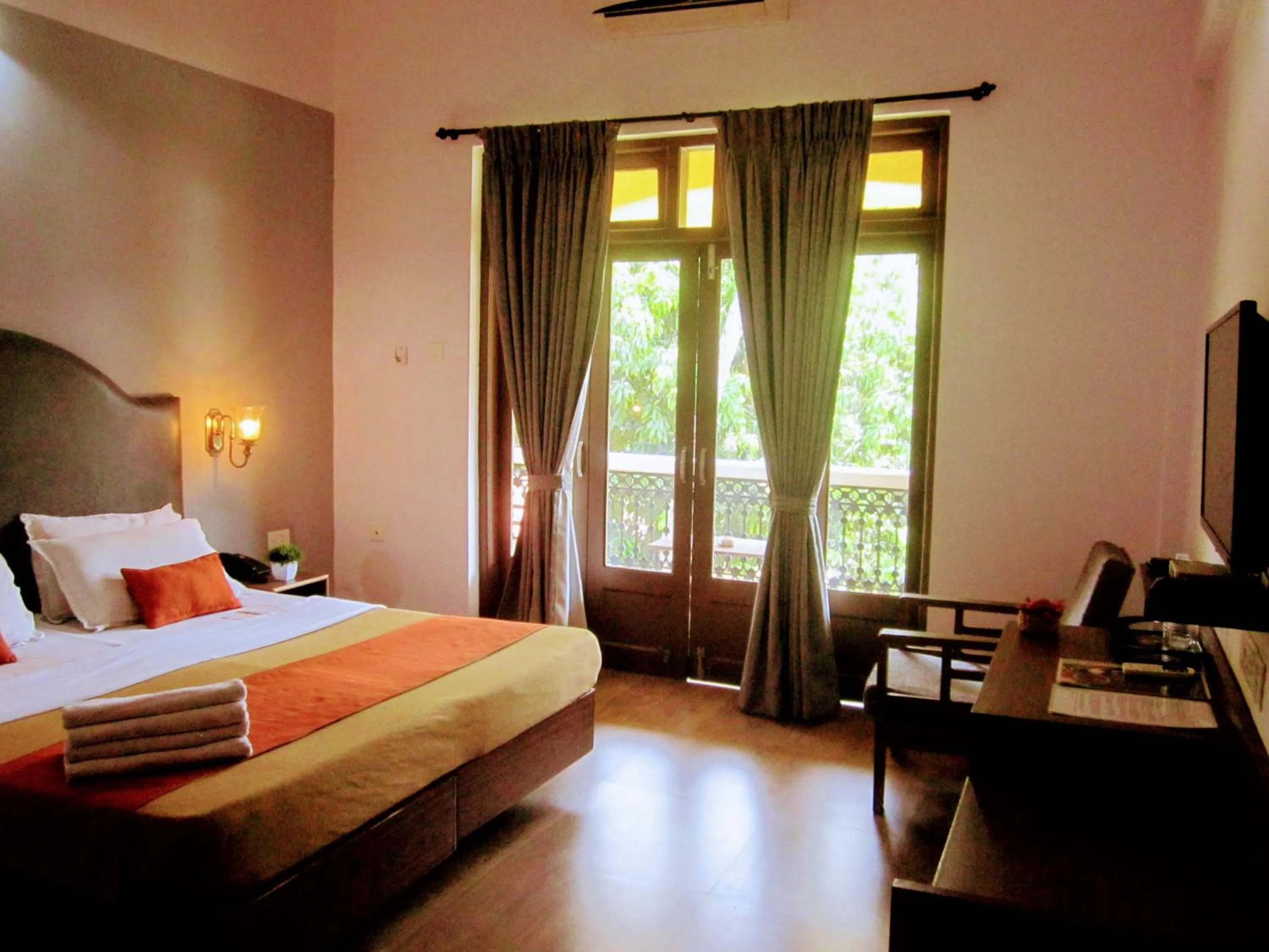 Bed in Carina Beach Resort