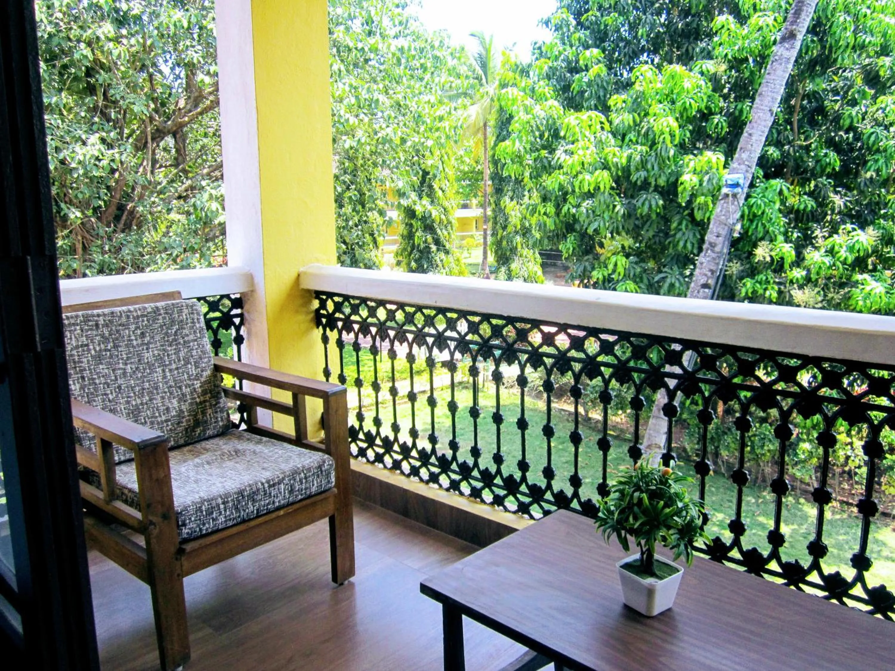 Balcony/Terrace in Carina Beach Resort