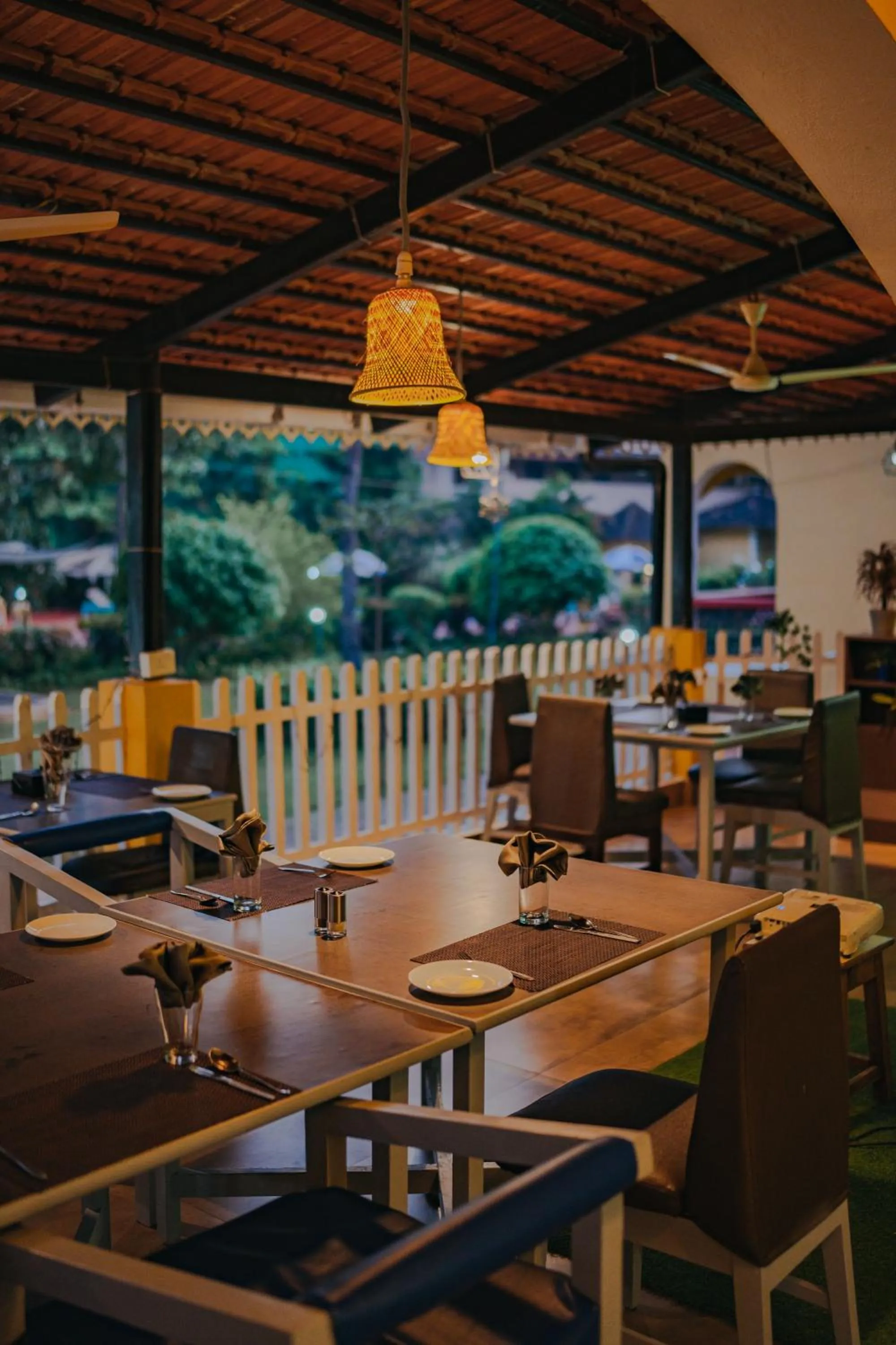 Restaurant/places to eat in Carina Beach Resort