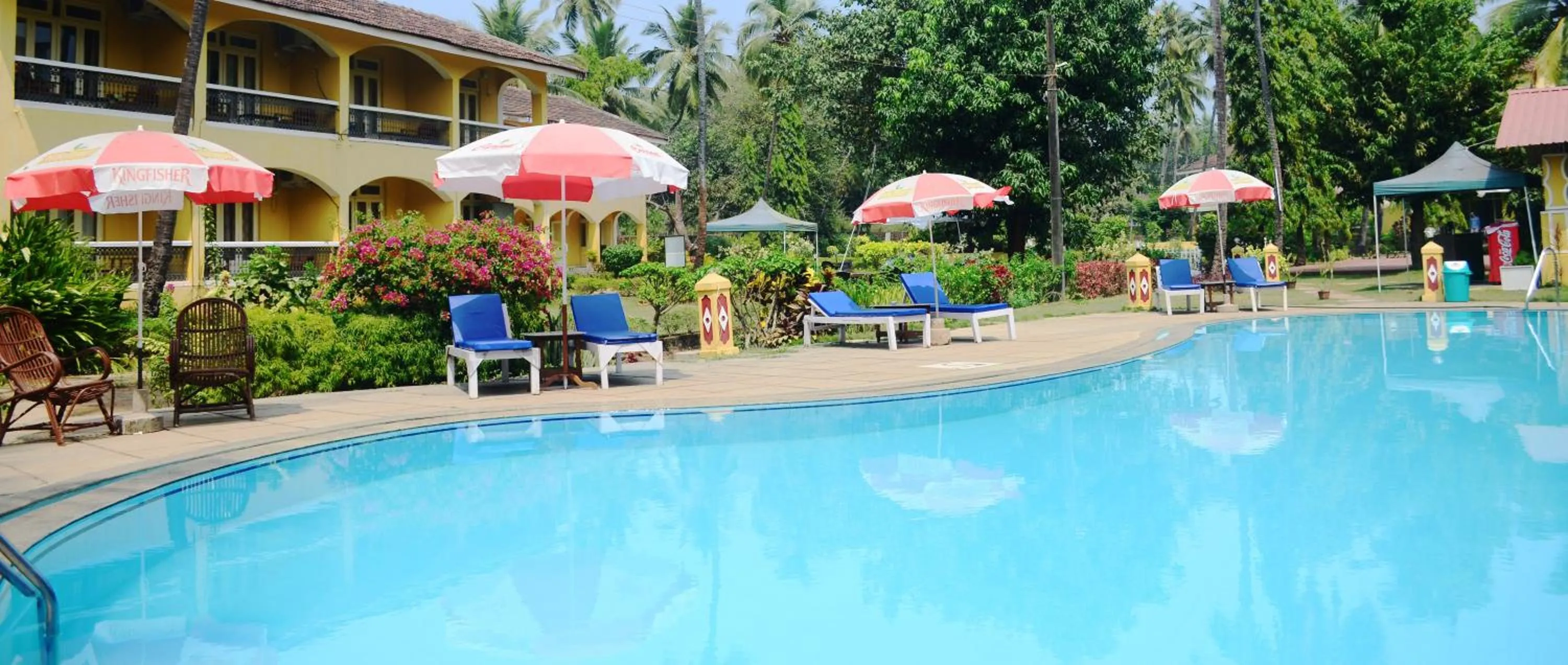 Swimming pool in Carina Beach Resort