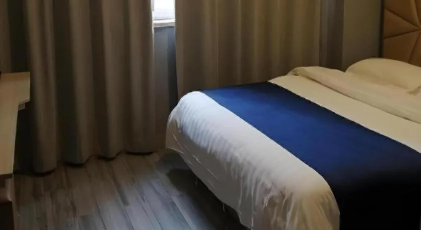 Bed in Shell Jiaxing Nanhu District Dongsheng Dong Road Moon River Street Hotel