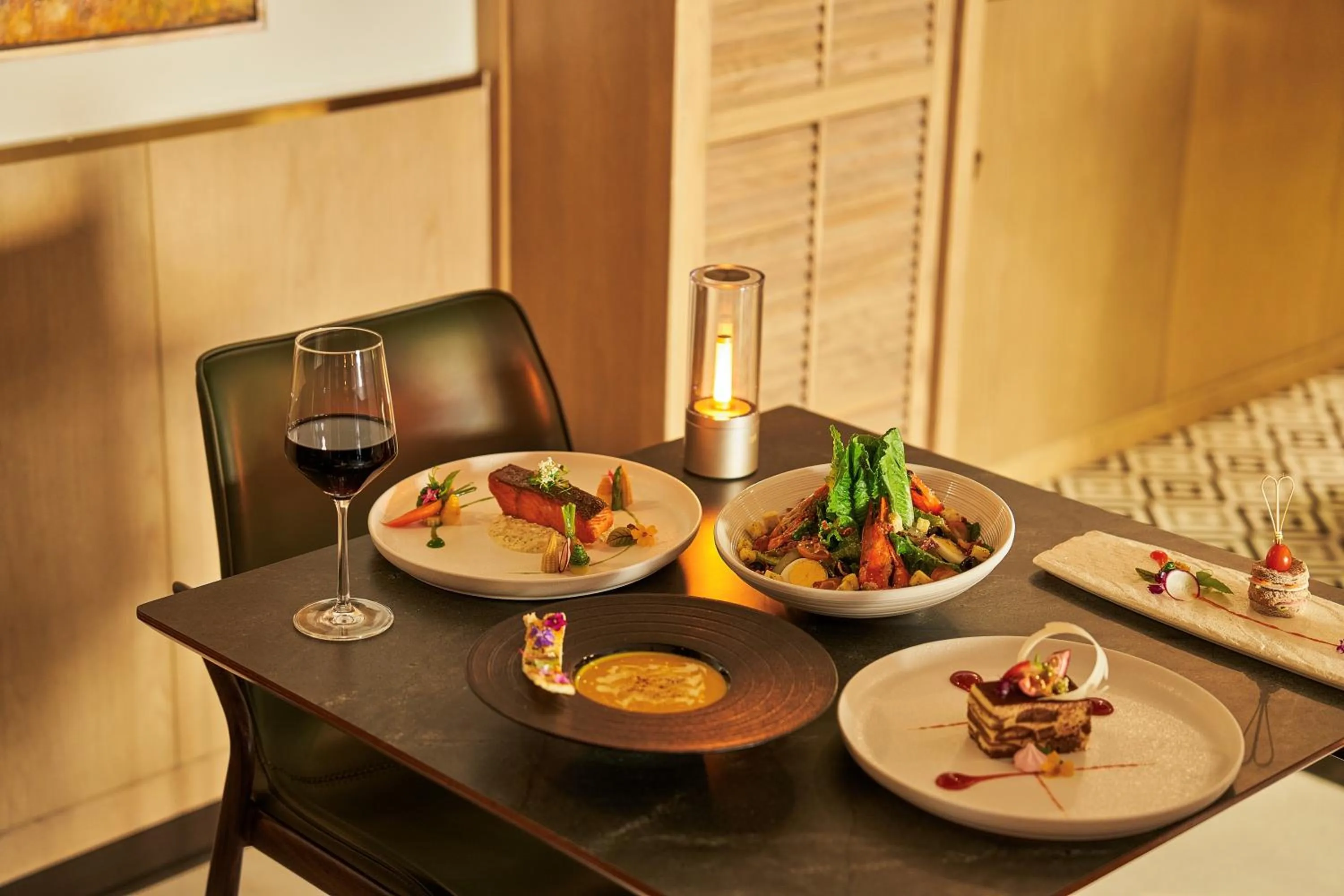 Food and drinks in La Siesta Premium Saigon Central