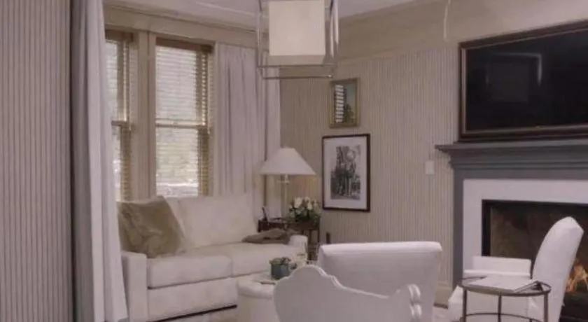 Hotel Jerome, An Auberge Resort