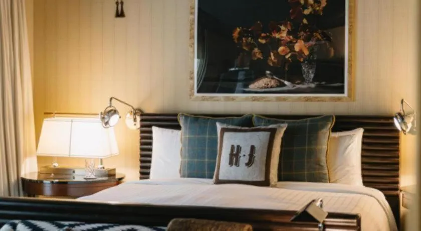 Hotel Jerome, An Auberge Resort