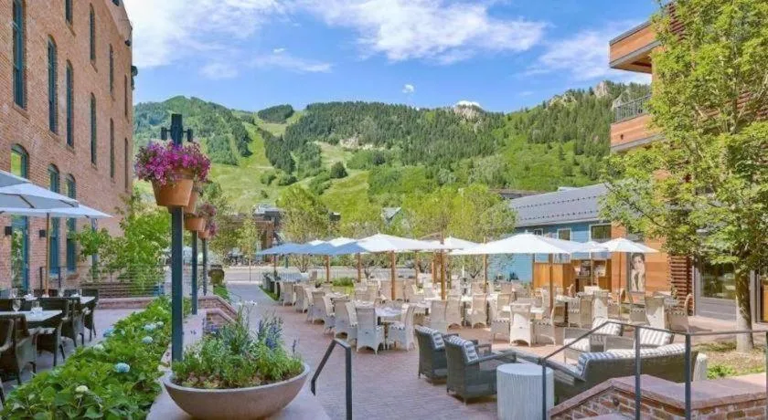Hotel Jerome, An Auberge Resort