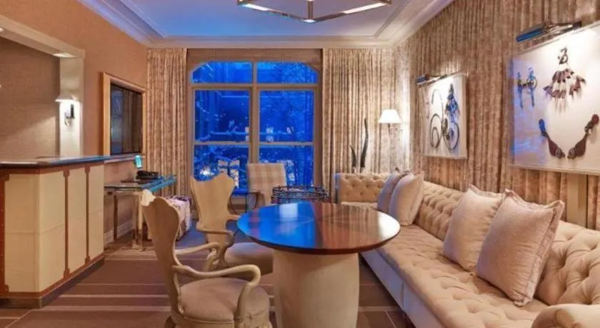 Hotel Jerome, An Auberge Resort